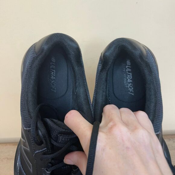 Size 13 New Balance 411 v1  WALKING Triple Black MA411LK1  Men’s shoes sneakers - Picture 6 of 7